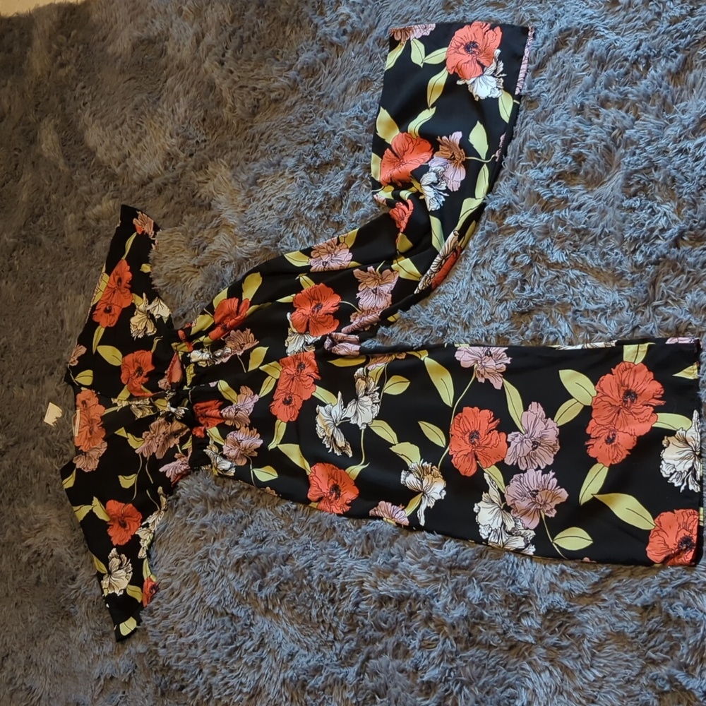 Floral urban outfitters jumper